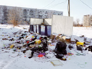 Жители Гаровки‑2 платят за грязь и разруху