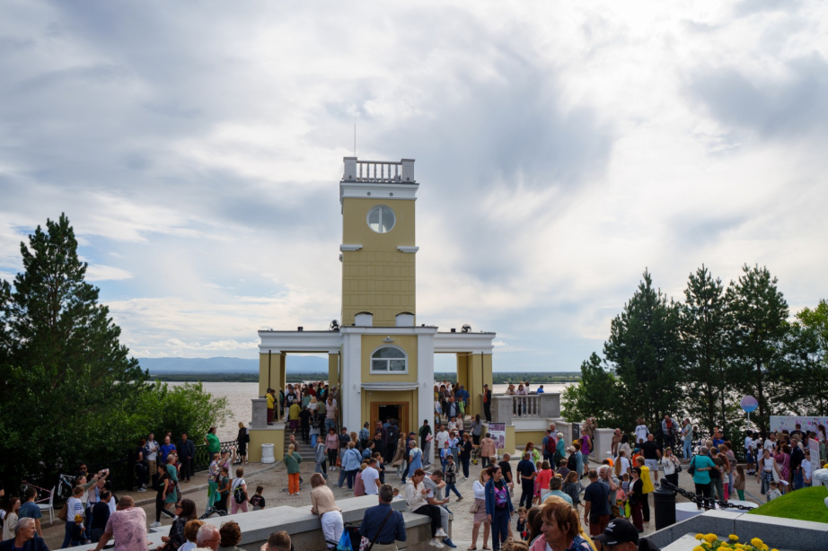 В Хабаровске открылся утёс