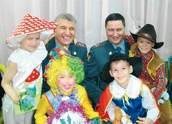 Дед Мороз приехал из милиции