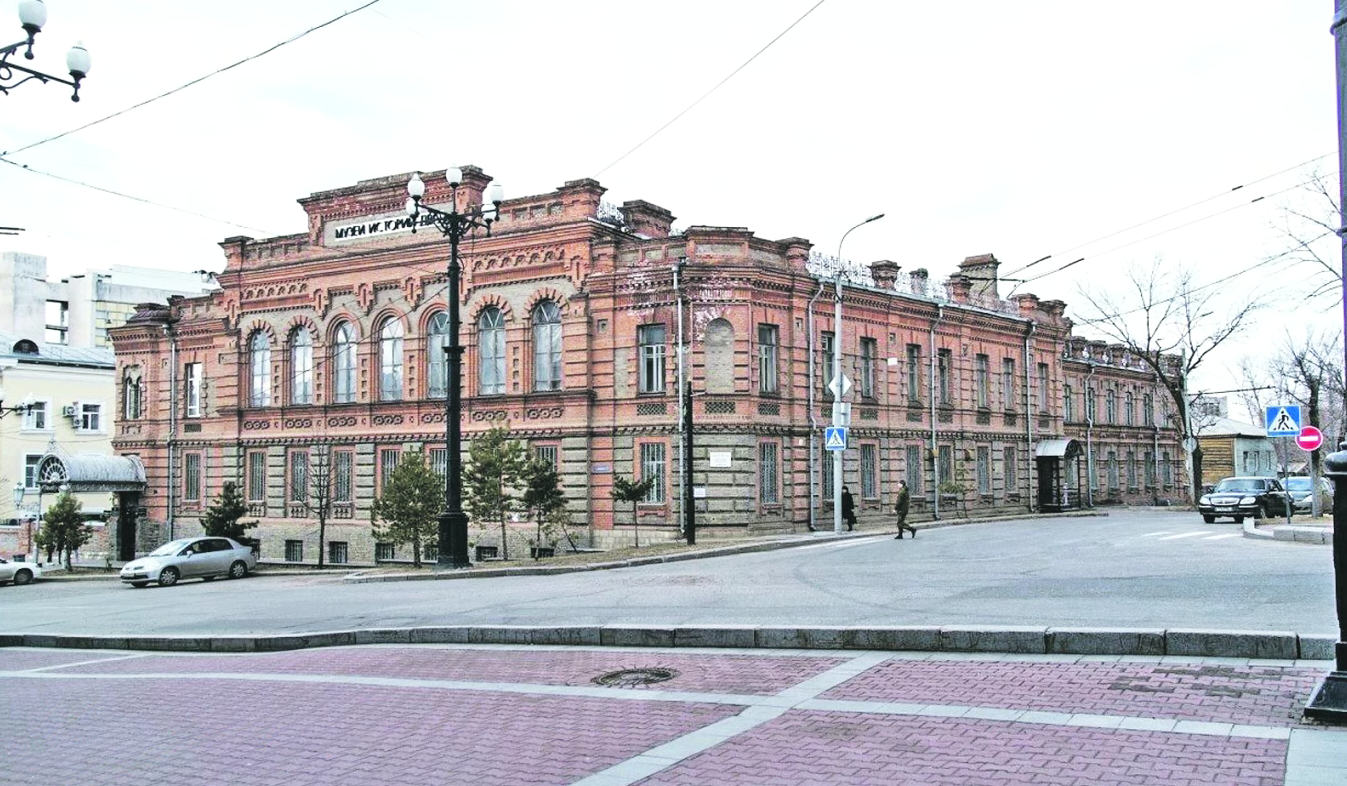 «Банкир» в военном мундире