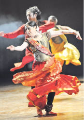 Хотите попасть на фестиваль индийской культуры?