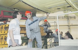 Наша промышленность скорее жива, чем ...