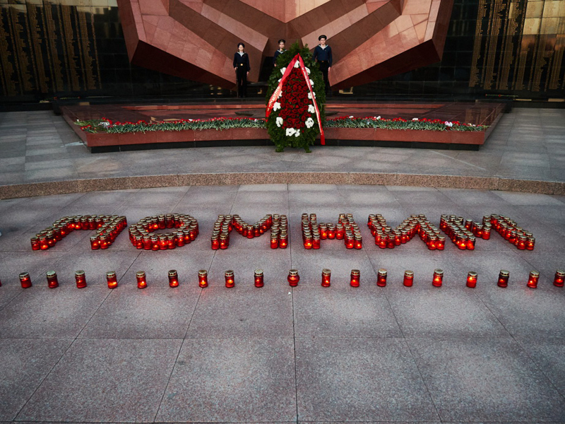 «Свет Победы», минута молчания и ночной забег в память о героях