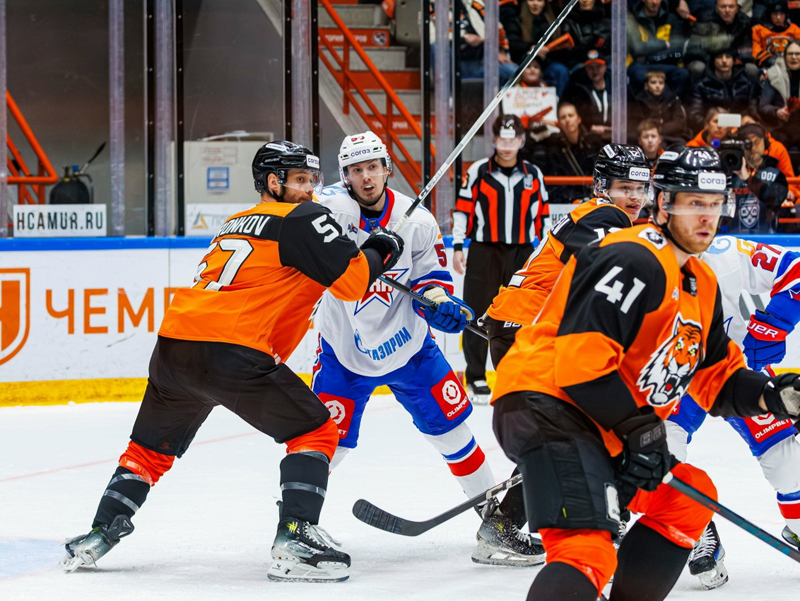 «СКА-Нефтяник» два раза подряд попал в «десятку»