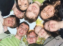 Жизнь коротка, и прожить её надо для... себя