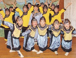 О тех, кто поёт и танцует