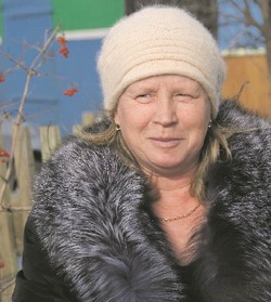 Как выжить деревне? Пахать надо!