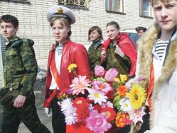 Нынче в дефиците… школьники