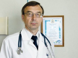 Врач надел белый халат - и уже в группе риска