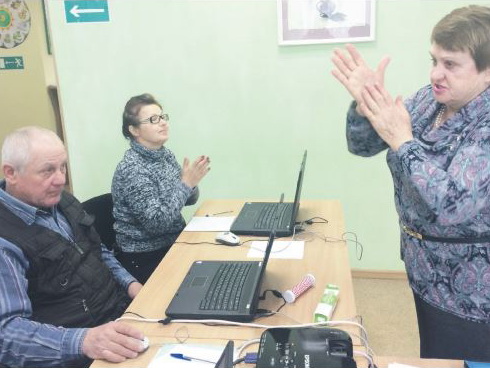 Надежда Платоновна начинает учиться - и выигрывает