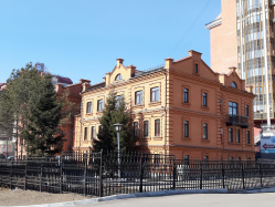 Где эта улица, где этот дом