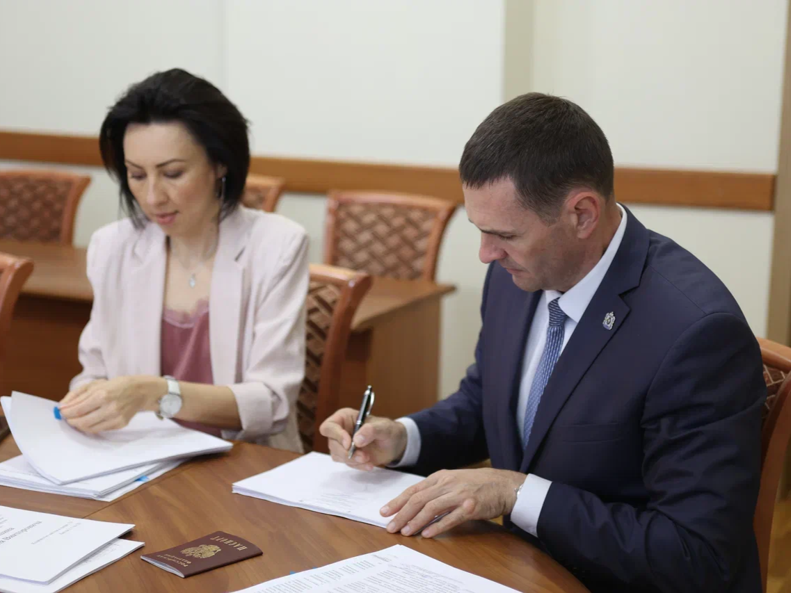 Дмитрий Демешин подал документы на выборы губернатора Хабаровского края 