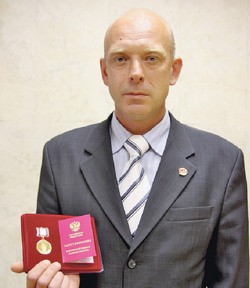 Мы за тылы и центр теперь спокойны