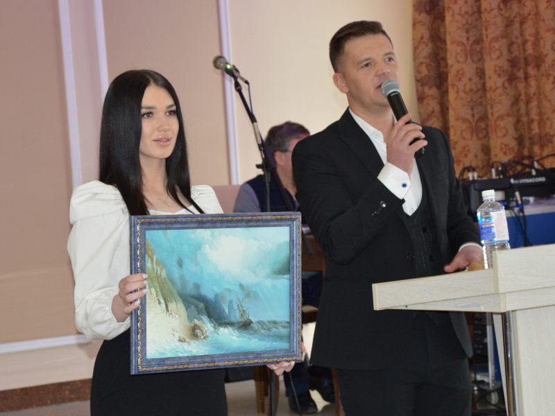 Аукцион добра собрал 477 тысяч