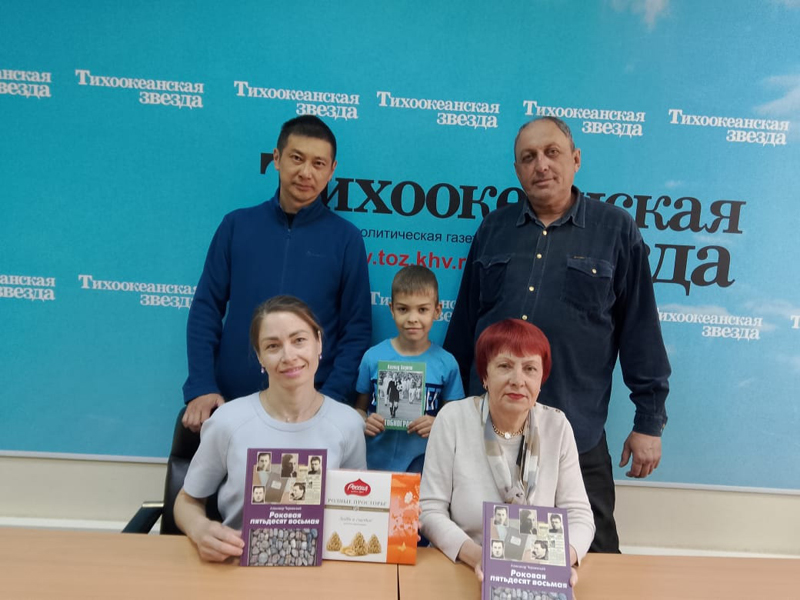 Наши победители лечат людей, строят арены и… ныряют в прорубь