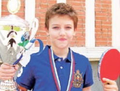 Наши интеллектуалы играют в теннис 