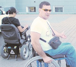 Бордюр бывает выше Эвереста