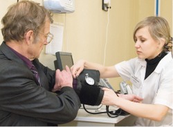 Кого куда прикрепят