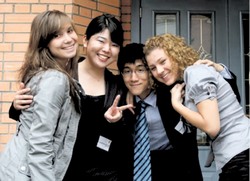 Друзья встречаются вновь