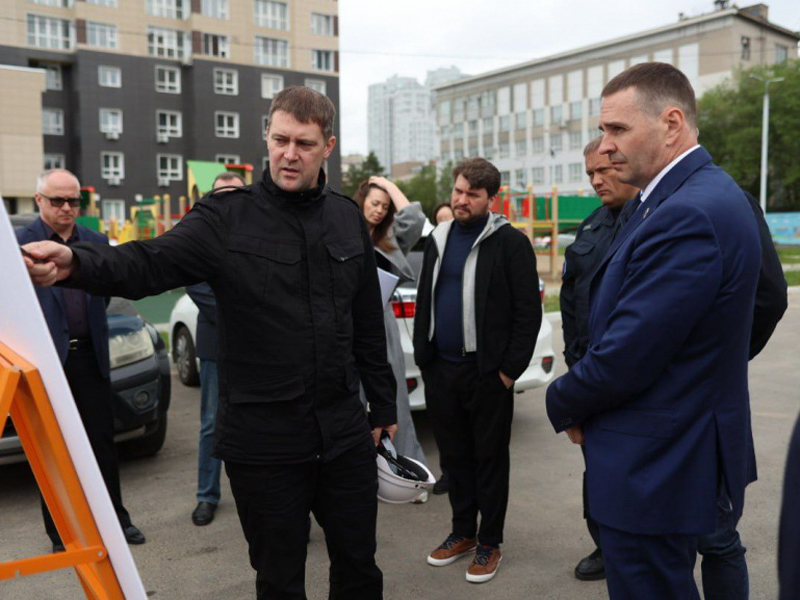 Хабаровск получит дополнительно миллиард рублей на ремонт дорог