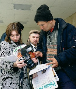 Требуются врач и медсестра