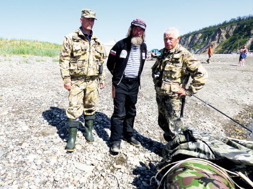 На Шантарах поднят флаг национального парка