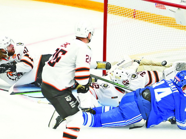 Как ни бились - проиграли