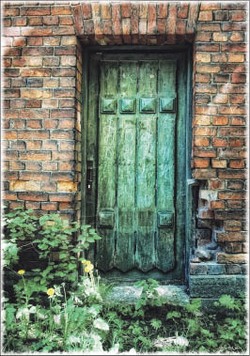 Не открывайте загадочную дверь