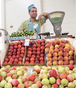 Не съедим, так хоть надкусим