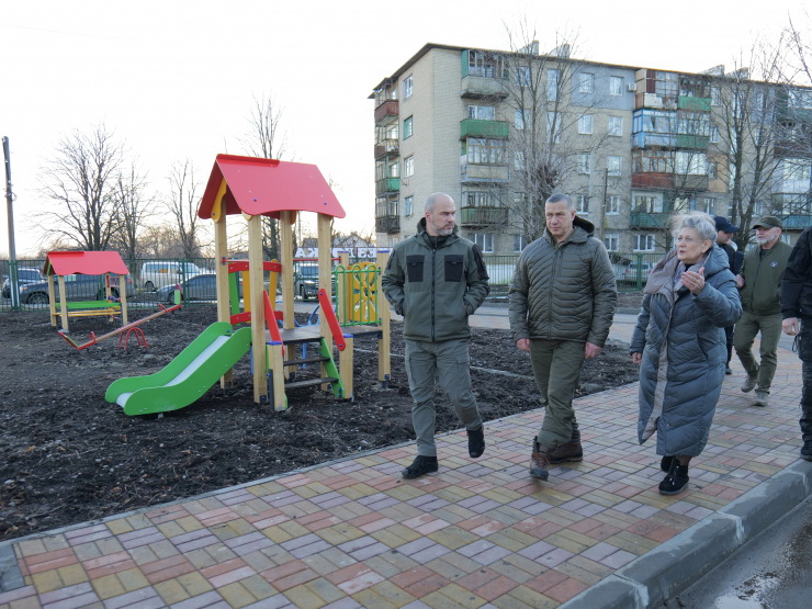 Спасибо за Дебальцево сказал Юрий Трутнев Михаилу Дегтярёву