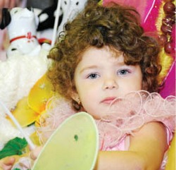 Чей малыш попал на обложку журнала