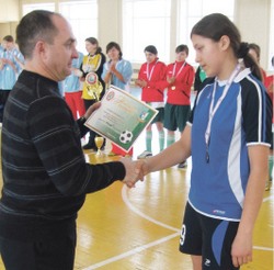 Надежда лишь на женщин