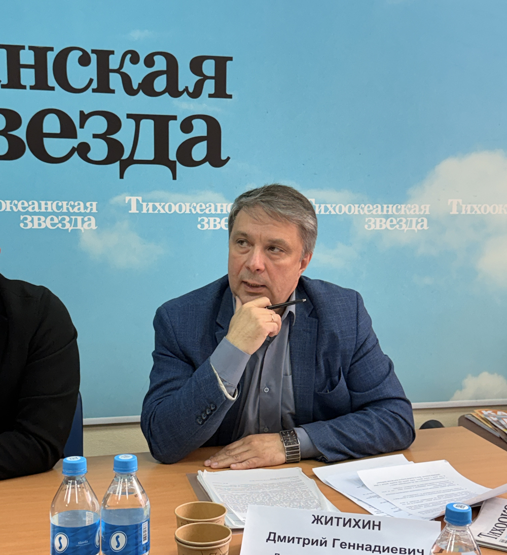 Безответственные подрядчики оставляют Хабаровск с разбитыми дорогами