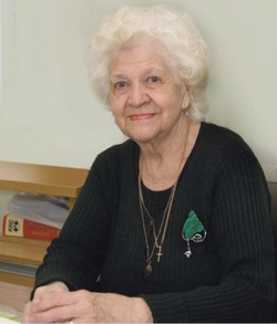 Профессор Зинаида Сиротина просит забрать свой кабинет