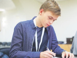 Егор Егоров набрал 200 баллов на ЕГЭ