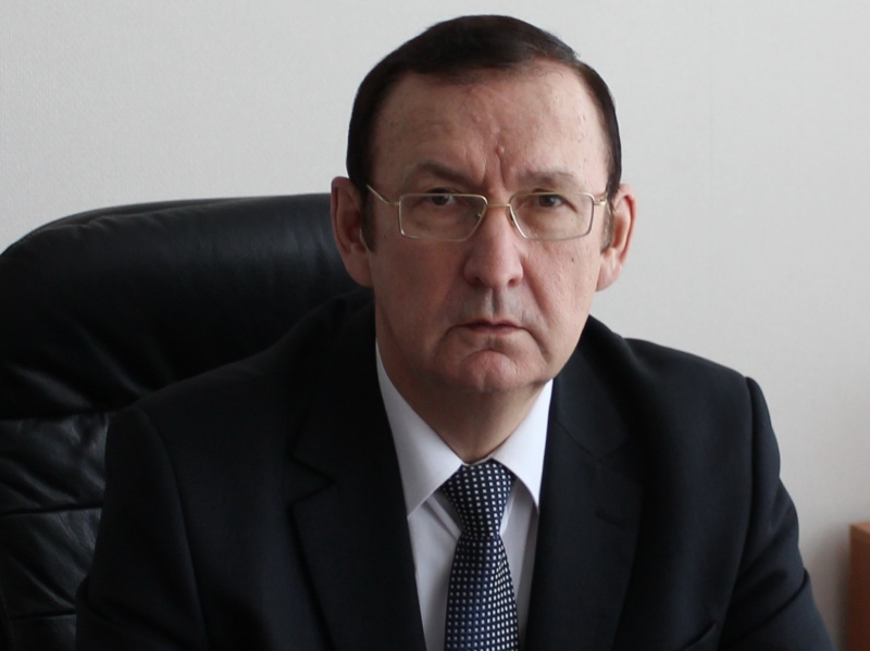 Управляющие компании спорят, а собственники платят дважды