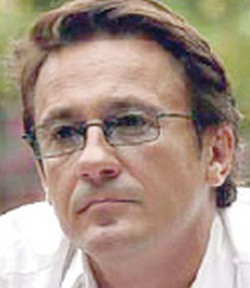 Олег Меньшиков месяц не будет играть спектакли