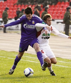 Отчего-то осенью тоскливо…