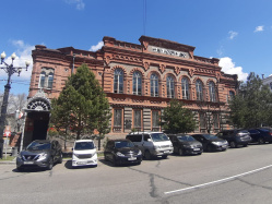 Где эта улица, где этот дом