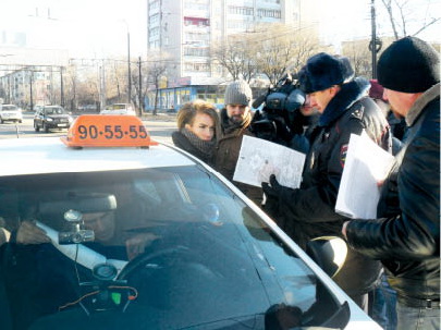 Зачем постовые ловят такси