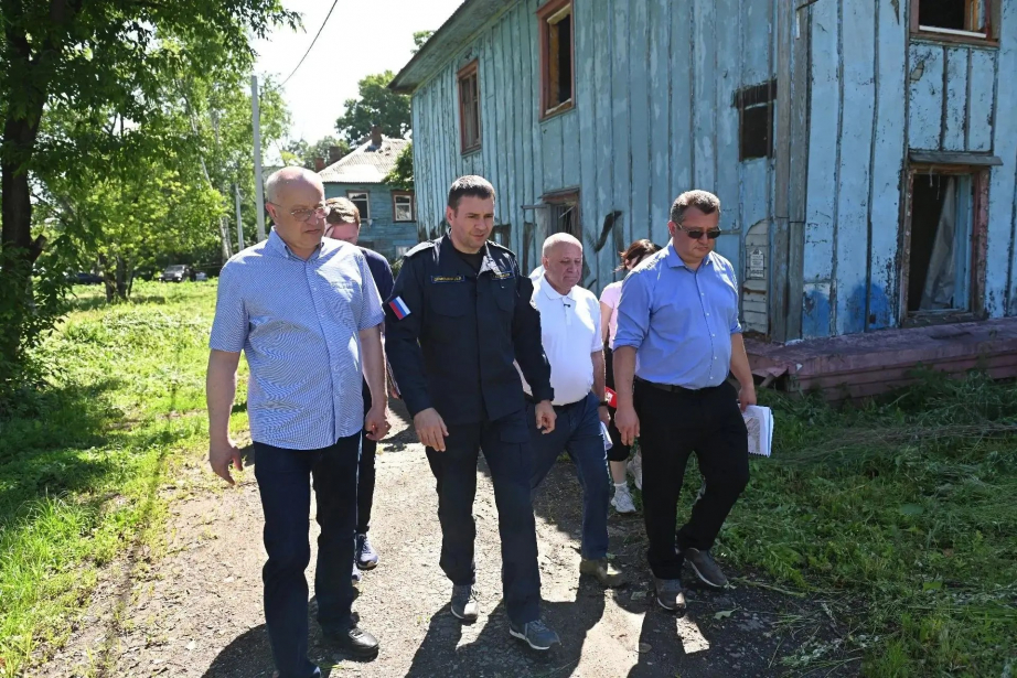 16 аварийных домов расселят в Хабаровске до конца года
