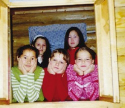 Русская изба в музейном зале