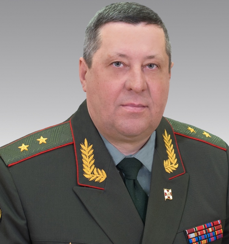 Двести пять лет на боевом посту!