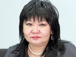 Кета не подозревает, какие вокруг неё кипят страсти