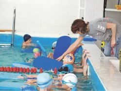 Хабаровских детей научат плавать. Бесплатно!