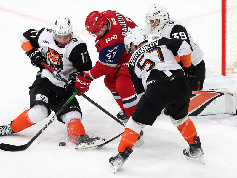 Раз – 6:4, два – 6:4,  или «Тигры» разбушевались