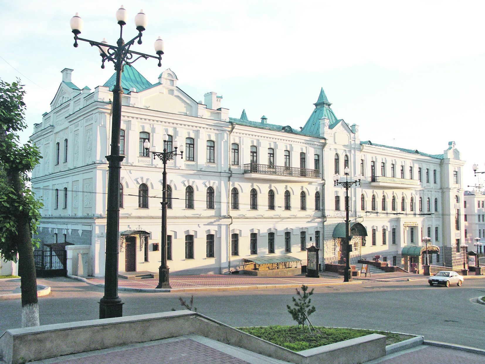 Офицерский клуб, ставший храмом искусства