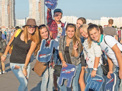 Плясала свадьба на «Просторе»