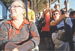 Быть ли муниципальному транспорту в Хабаровске