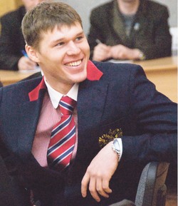 Олимпийская медаль весит больше полкило